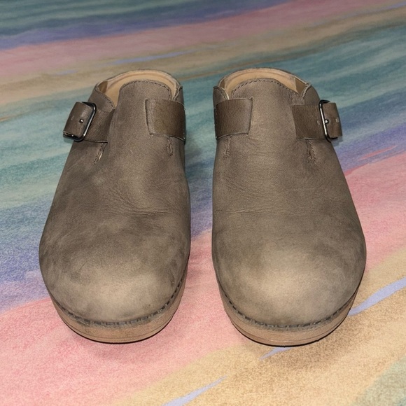 Dansko Caia Comfort Milled Nubuck Brown Mules Clogs Size 41 US 10.5 - 11 Comfort - Picture 2 of 10